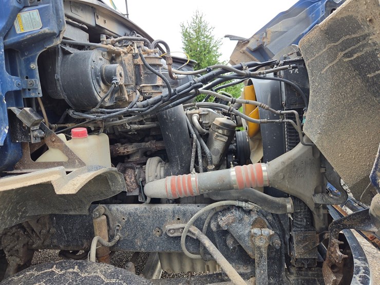 #3224-•-2006-sterling-st-9500-quad-axle-dump-truck-image-47