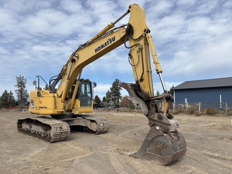2013-komatsu-pc228us-lc-8-image-7