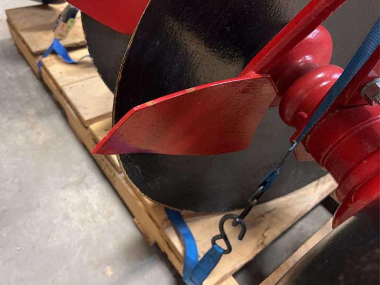 international-harvester-fast-hitch-disk-plow-image-13
