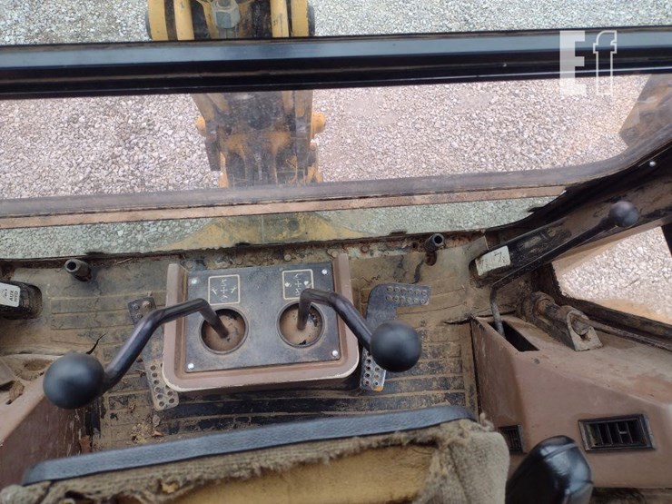 1995-deere-410d-image-8
