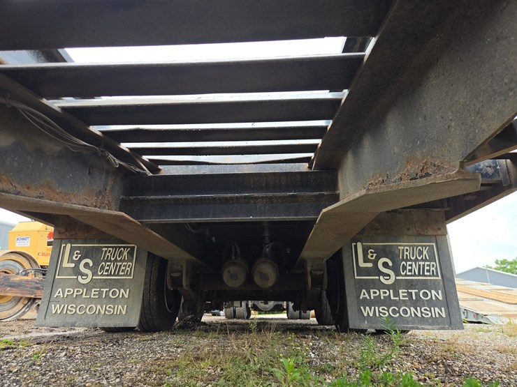#3269-•-30'-tandem-axle-flatbed-trailer-image-31