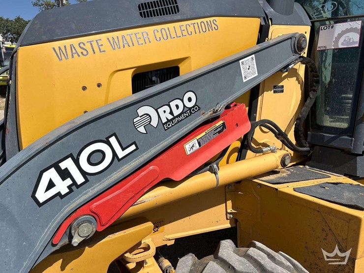 deere-410l-image-24