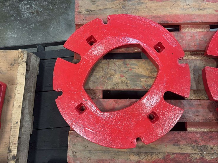 (2)-aftermarket-international-harvester-wheel-weights-image-2