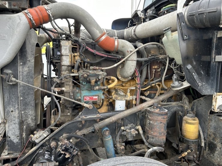 2006-kenworth-w900-image-35