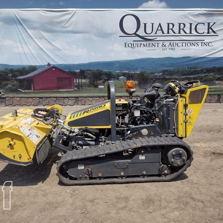 18 ALAMO TRAXX MOWER^REMOTE^CHARGER^