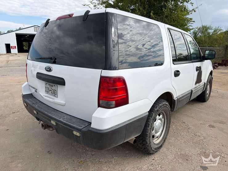 2006-ford-expedition-image-3