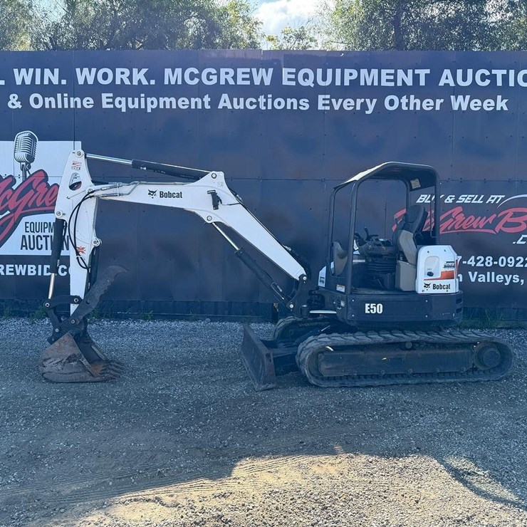 2019 BOBCAT E50