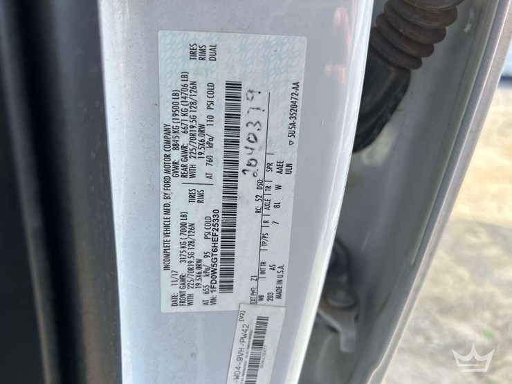 2017-ford-f550-image-5