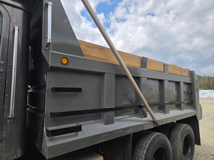 #1803-•-1987-international-tandem-axle-dump-truck-image-18