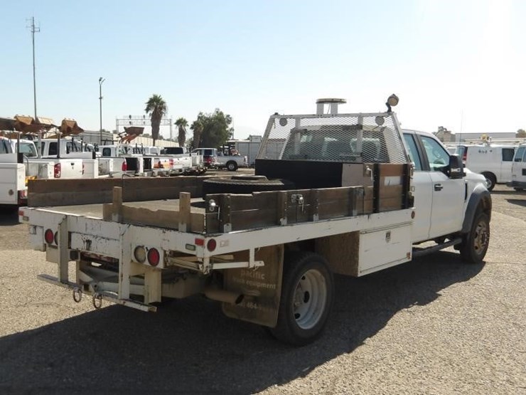 2017-ford-f550-image-3