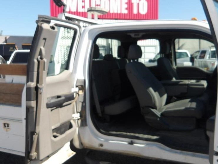 2017-ford-f550-image-13