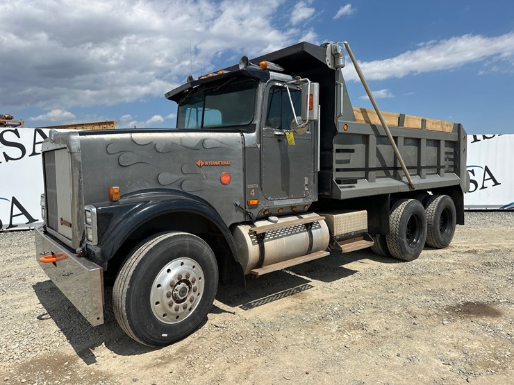 #1803-•-1987-international-tandem-axle-dump-truck-image-1