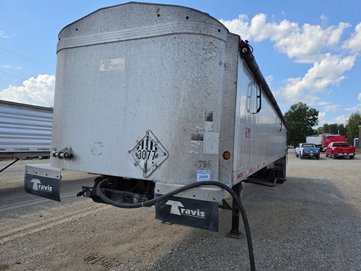 2020-travis-t102-image-12