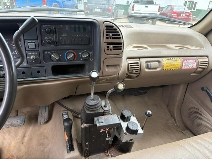 1995-gmc-sierra-3500-image-9