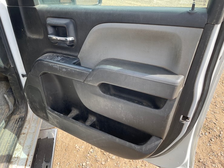2019-chevrolet-2500-image-42