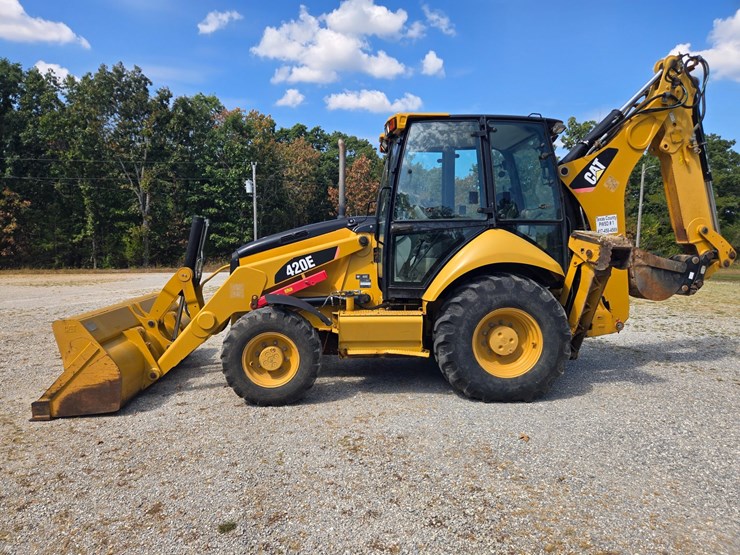 caterpillar-420e-image-5