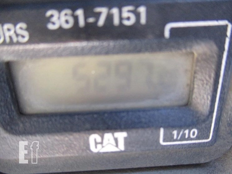 2012-caterpillar-cb54-image-17