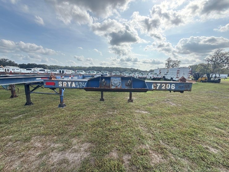 1972-strick-container-chassis-image-8
