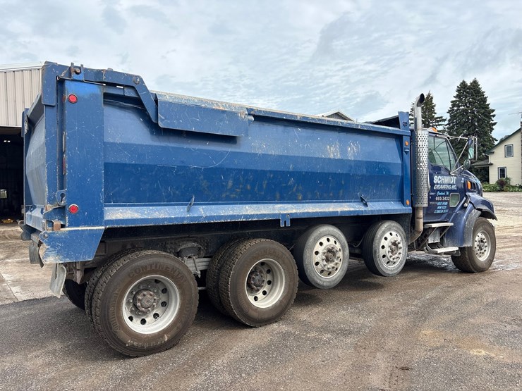 2002-sterling-l9500-image-5