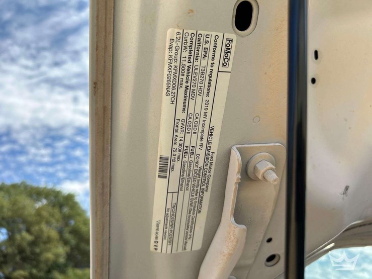 2019-ford-f350-image-10
