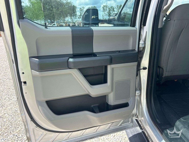 2017-ford-f250-image-22