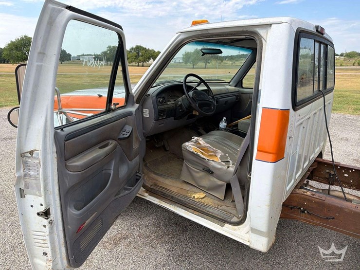 1996-ford-f350-image-28