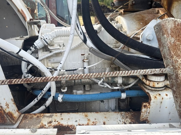 2004-caterpillar-c13-image-61