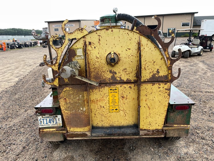 #1306-•-2000-ringomatic-vac-trailer-(has-mn-title)-image-4