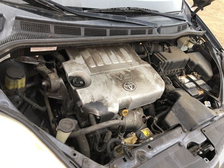 2008-toyota-sienna-ce-image-5