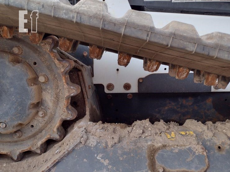 2020-bobcat-t770-image-29
