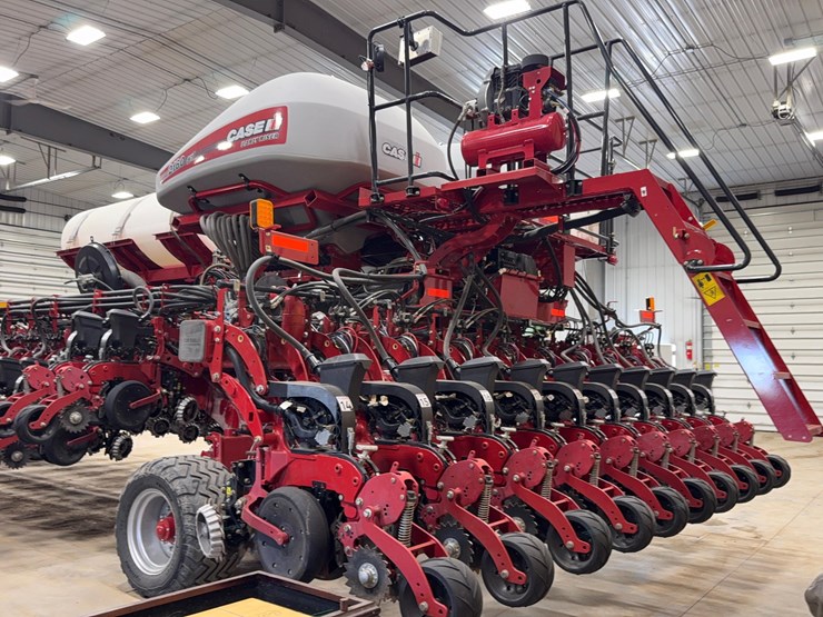 2023-case-ih-2160-image-8