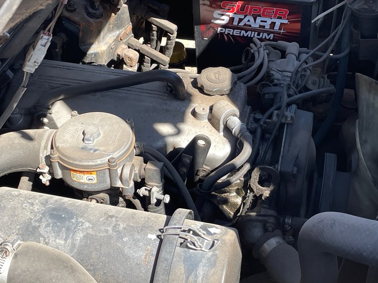 #1056-•-yale-forklift-image-7