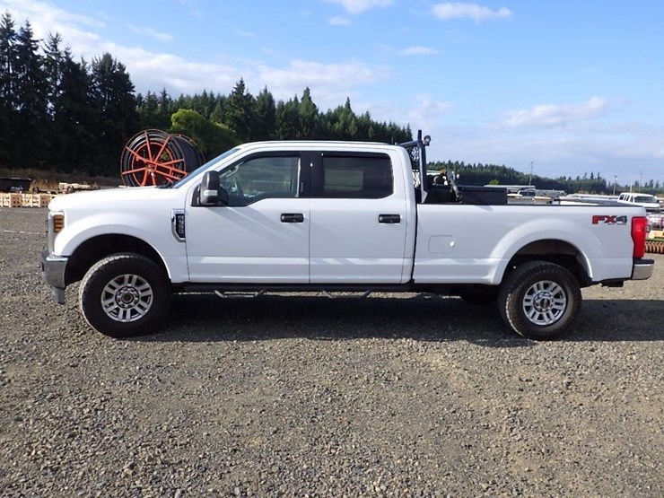 2018-ford-f350-image-2