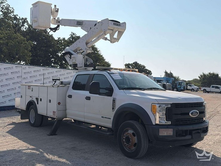 2017-ford-f550-image-4