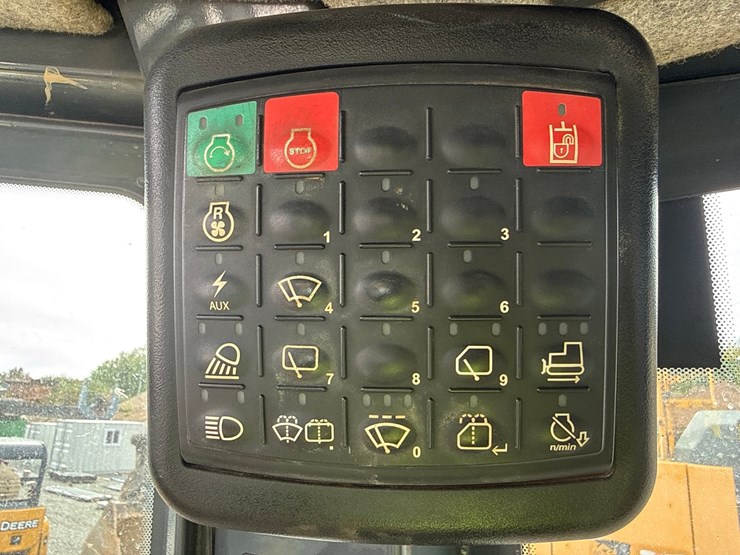 2014-deere-750k-lgp-image-50
