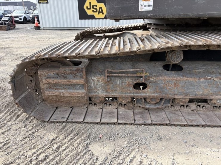2020-volvo-ec300el-image-14