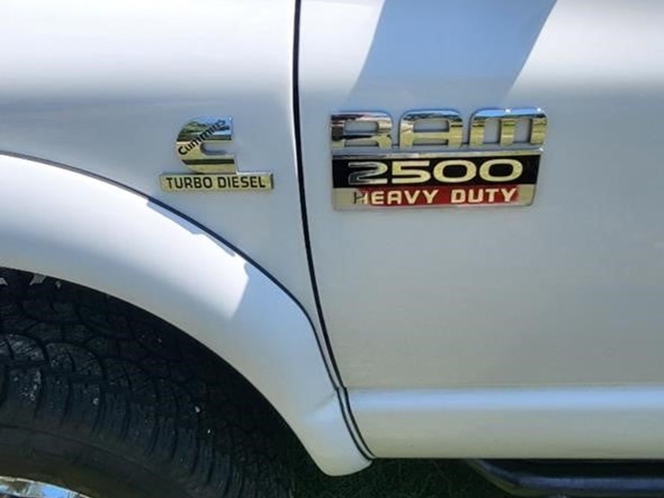 2008-dodge-2500-image-6