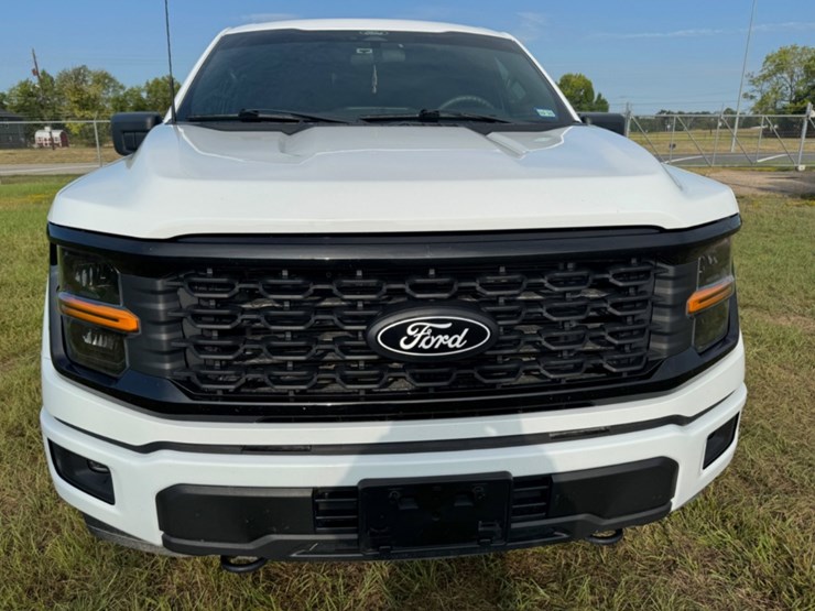 2024-ford-f150-image-2