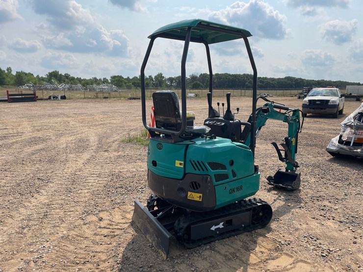 #5549-•-2026-qk16r-mini-excavator-image-3