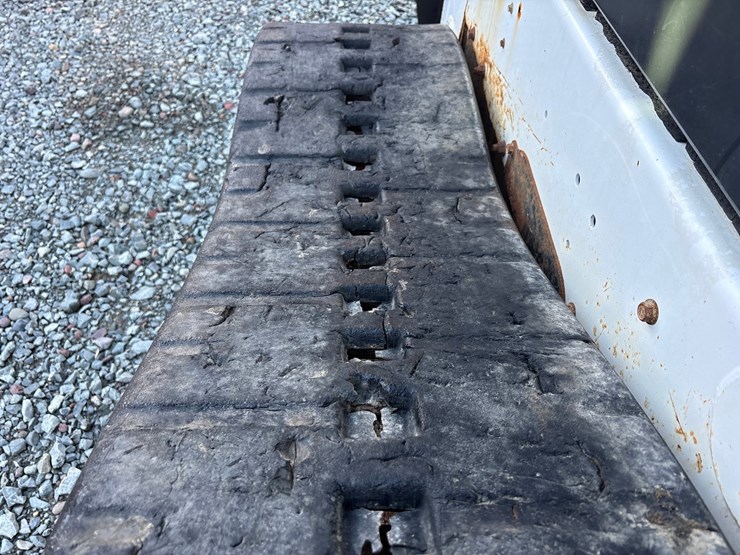 2019-bobcat-t595-image-63