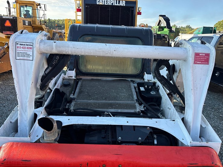2019-bobcat-t595-image-14