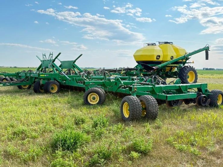 john-deere-1890-image-1