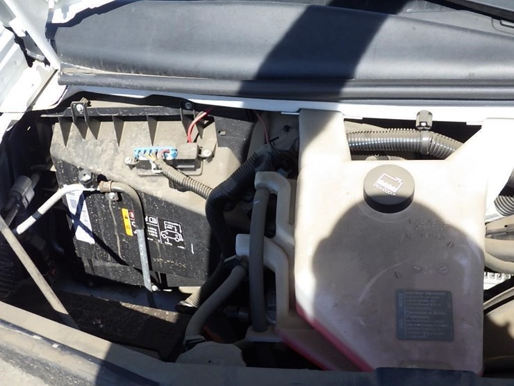 2023-gmc-3500-image-18