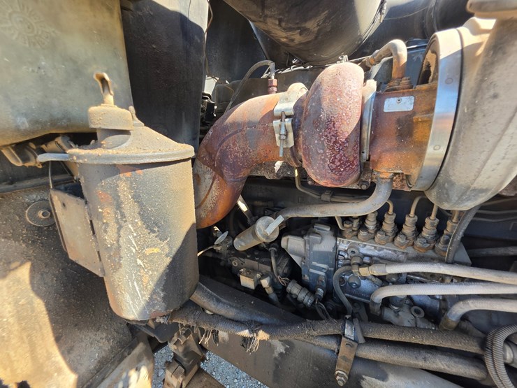 1996-mack-ch600-image-69