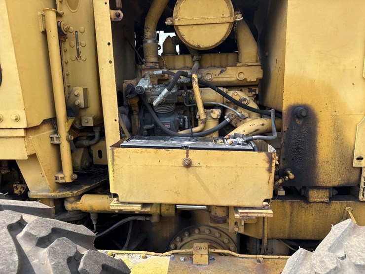 caterpillar-120g-image-8