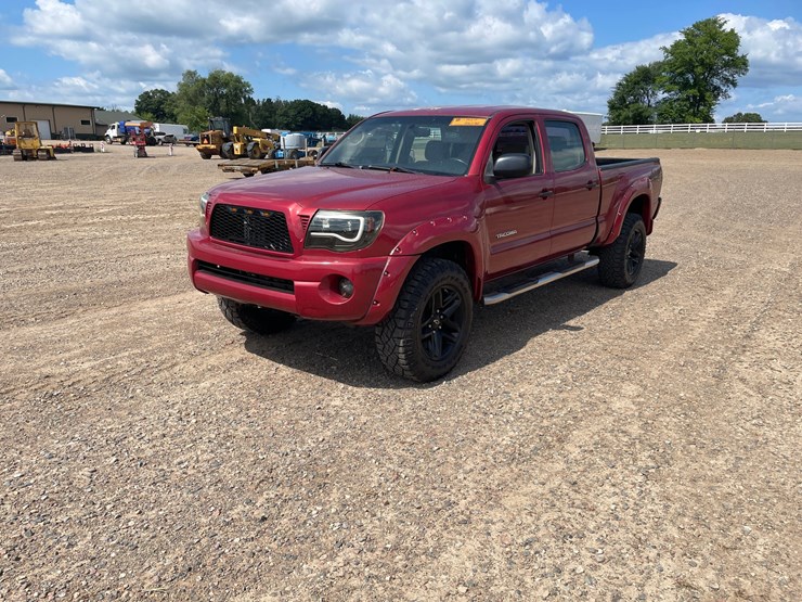 2007-toyota-tacoma-image-1