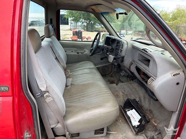1998-chevrolet-silverado-2500-image-31