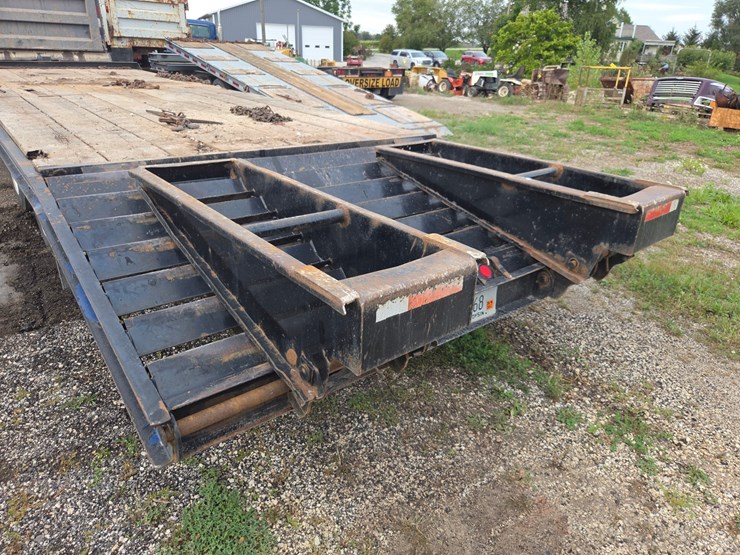 #3269-•-30'-tandem-axle-flatbed-trailer-image-26