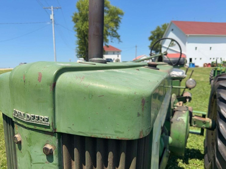 john-deere-70-image-10