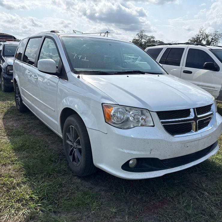 2017 DODGE GRAND CARAVAN